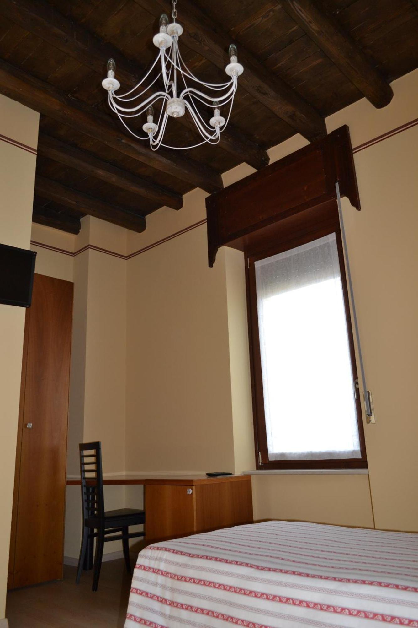 Locanda La Sosta Cavaion Veronese Rom bilde